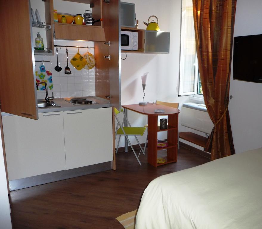 Doria Suites Ρώμη Δωμάτιο φωτογραφία